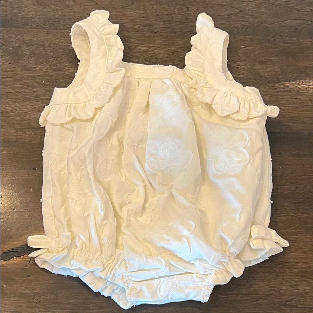 Haute Hippie Cream Ruffled romper Diaper Cover. NWT